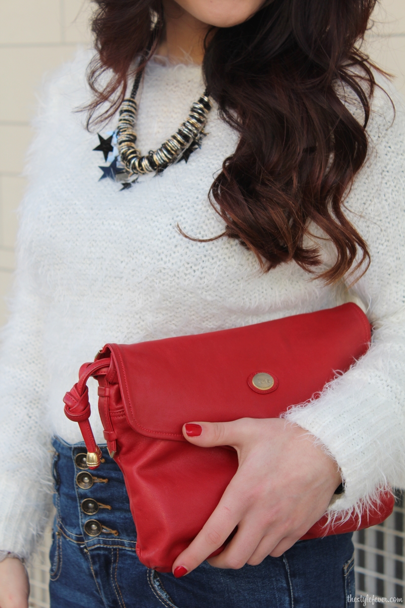 Outfit casual per Natale, borsa rossa Furla vintage, fashion blogger