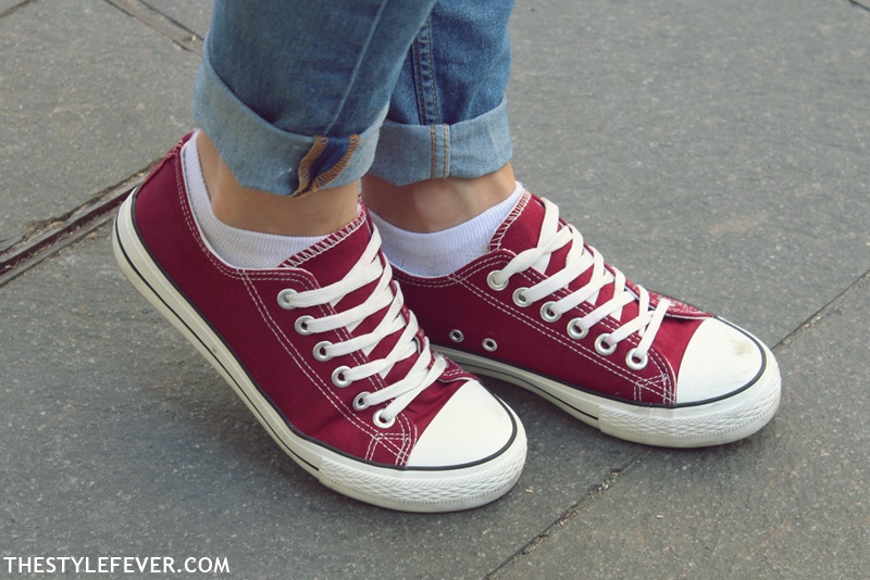 come-abbinare-converse-all-stars-basse-sneakers-bordeaux-outfit-fashion-blogger-mina-masotina