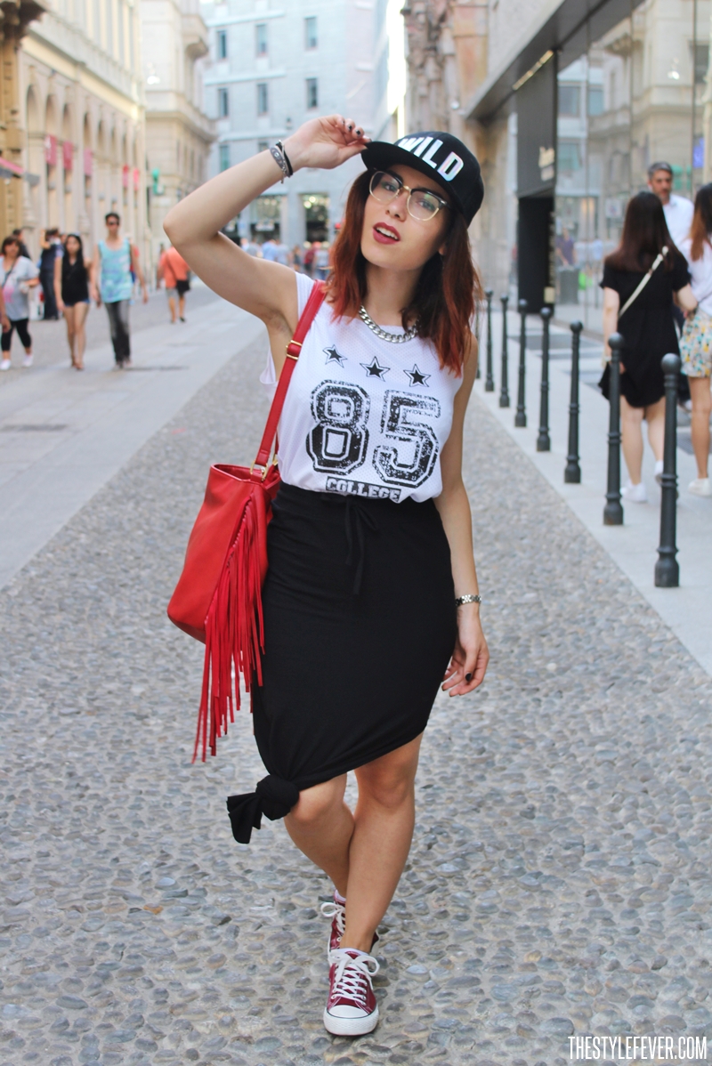 Sporty look, outfit sportivo, gonna e sneakers, Mina Masotina, fashion blogger italiane