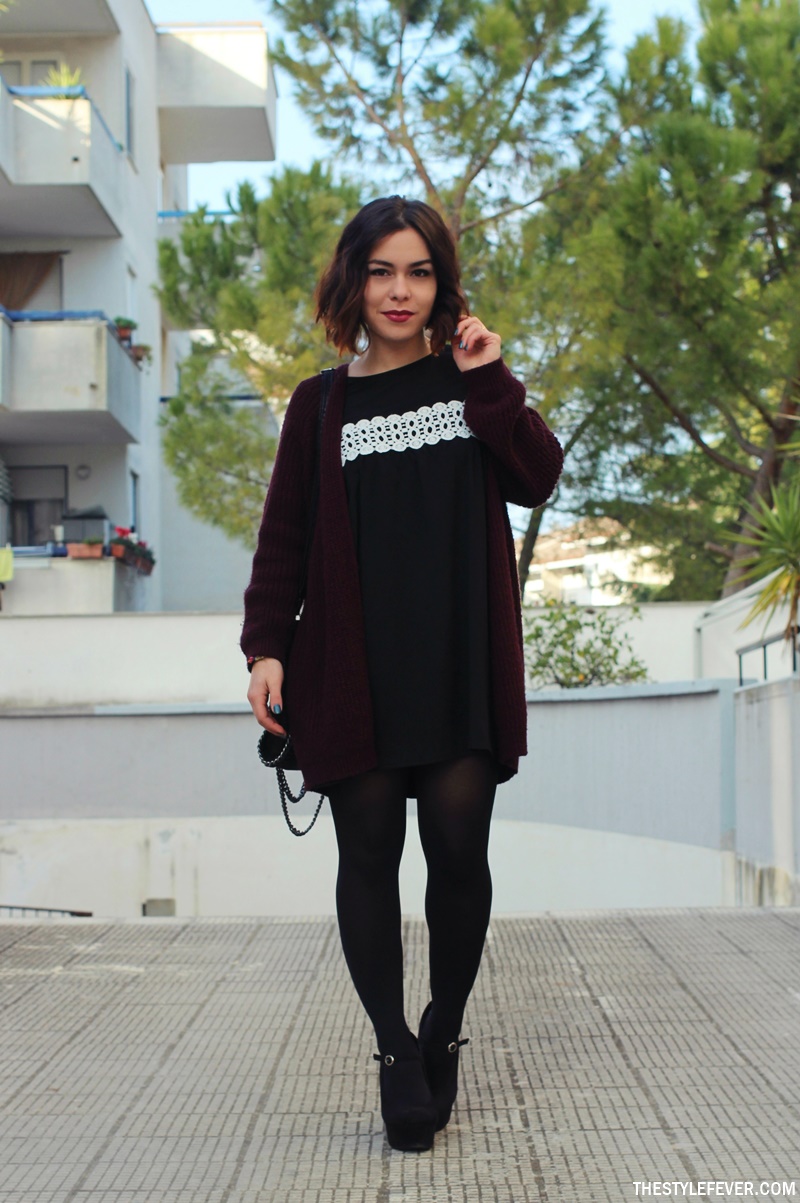 Outfit con vestito nero, fashion blogger italiane