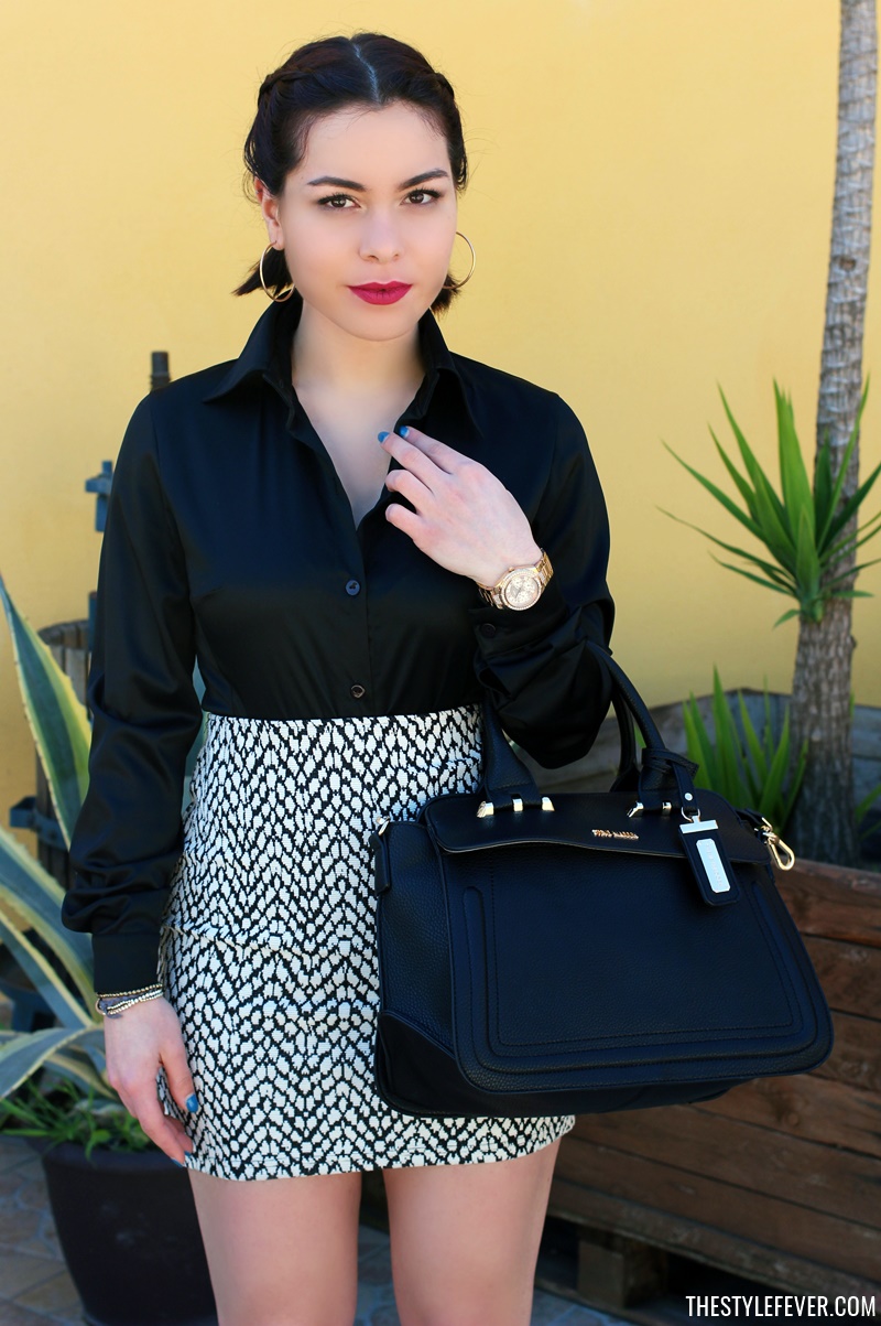 Outfit elegante bianco e nero, camicia nera di seta, fashion blogger italiane, Mina Masotina