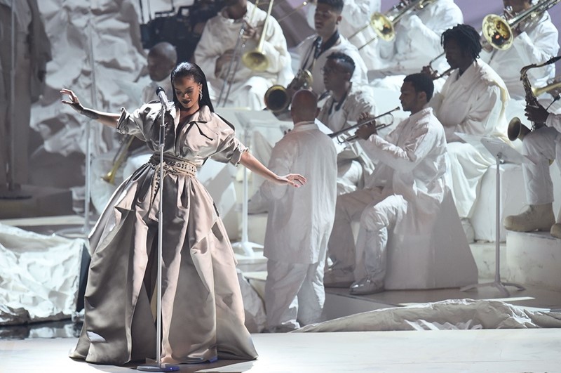 Rihanna MTV VMAs 2016, Michael Loccisano/Getty Images for Billboard.com