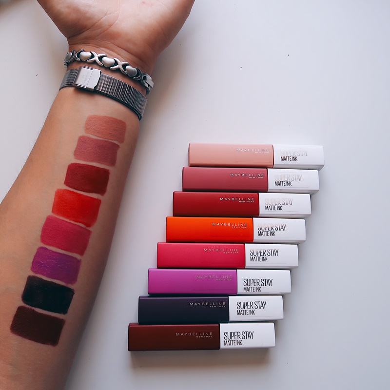 Gli swatches delle tinte labbra Super Stay Matte Ink Maybelline