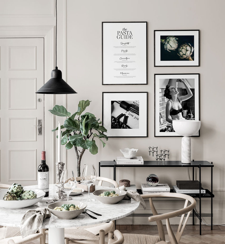 Cucina e sala da pranzo: decorare le pareti di casa eleganti